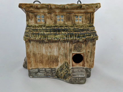 LD 5 Chicken Coop Bird House