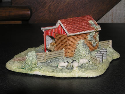 225-354 Corn Crib and Sheep Pen